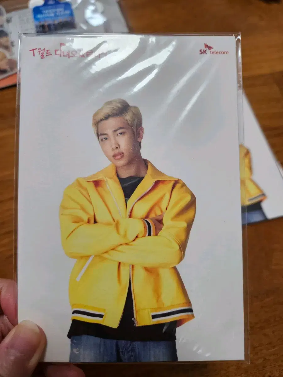 bts 방탄 방탄소년단 t월드 엽서 스티커