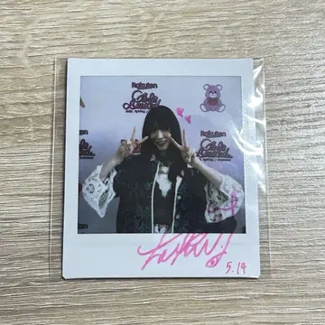 타카하시 히카루 사인 폴라로이드