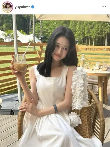 Bibiy 비비 CAMERON 드레스
