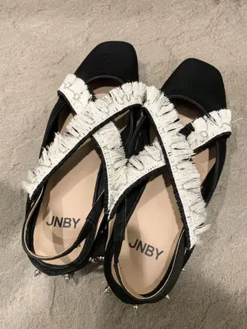 JNBY 플랫 슈즈