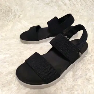 KEEN 스포츠 샌들 블랙 백 스트랩 25cm