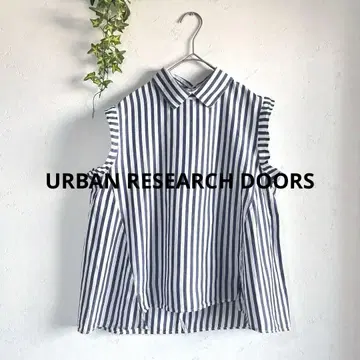 URBAN RESEARCH DOORS 스트라이프 시어 슬리브리스 플레어