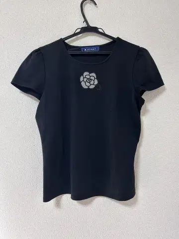 M'S GRACY 로즈 원 포인트 티셔츠