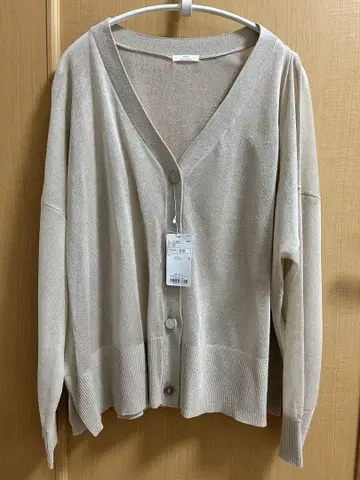 ITEMS URBAN RESEARCH 베이지 V넥 가디건
