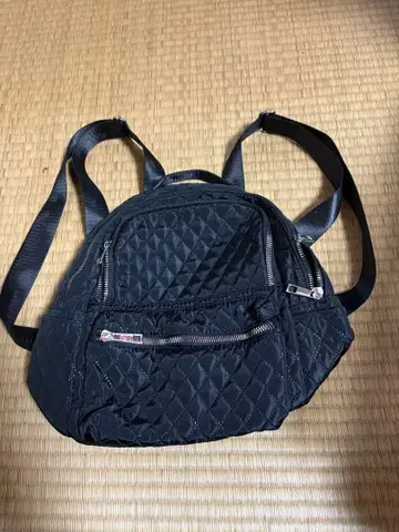 블랙 퀼팅 백팩