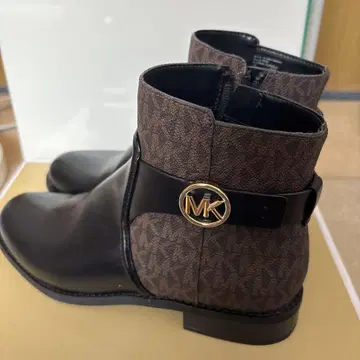 Michael Kors 숏부츠 블랙/브라운