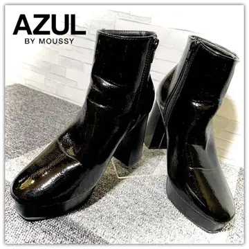 AZULbymoussy 블랙 에나멜 스퀘어 숏부츠