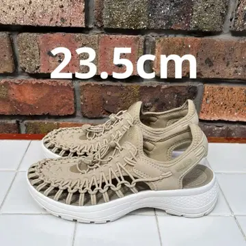 킨 유니크 아스토리아 KEEN UNEEK ASTORIA