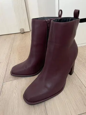 ASOS: London Rebel 버건디 가죽 부티