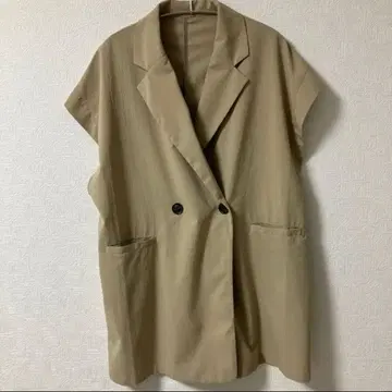 LIAN 크레이프 슬리브리스 베스트 자켓