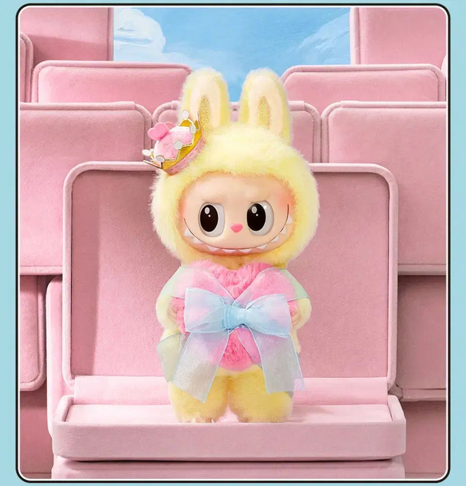 Labubu Checkmate Doll Keyring, sealed new product