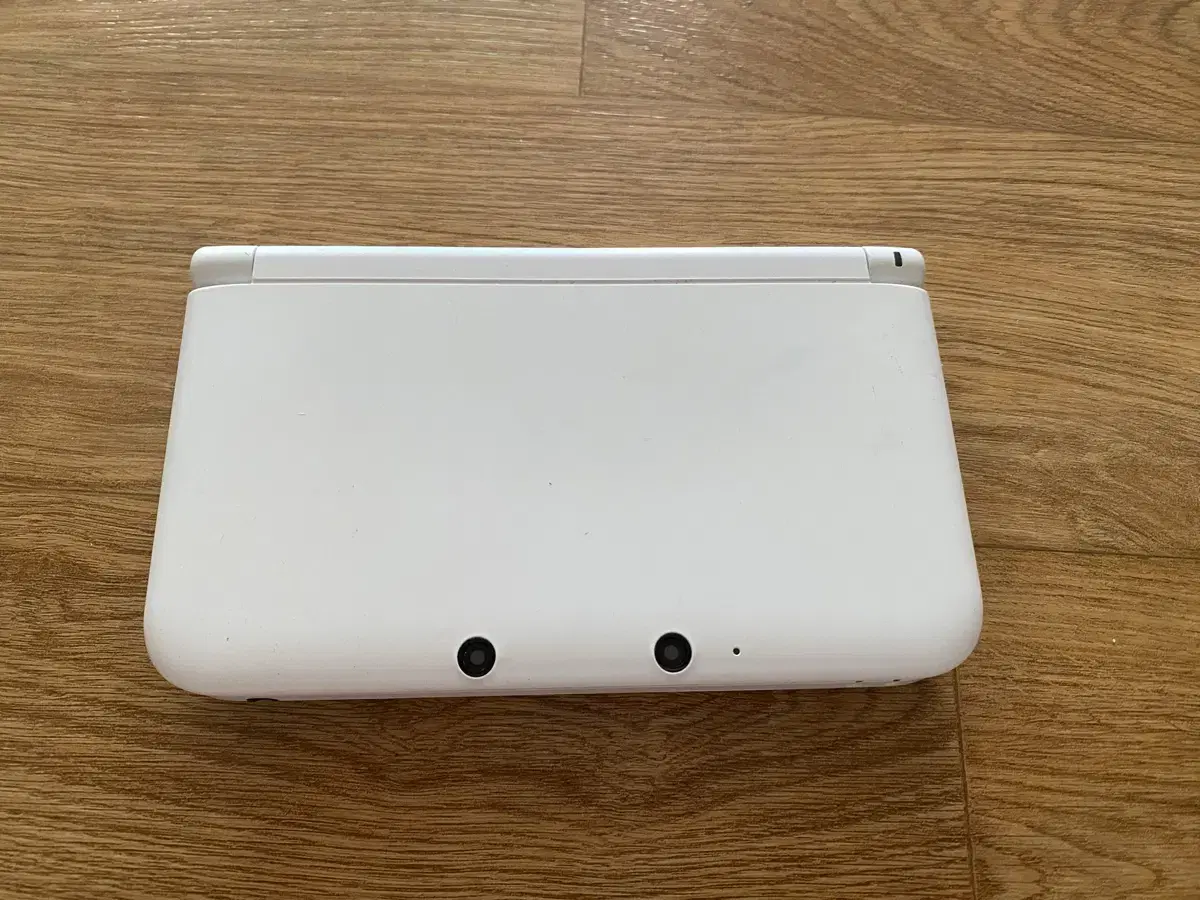 Nintendo 3DS XL White