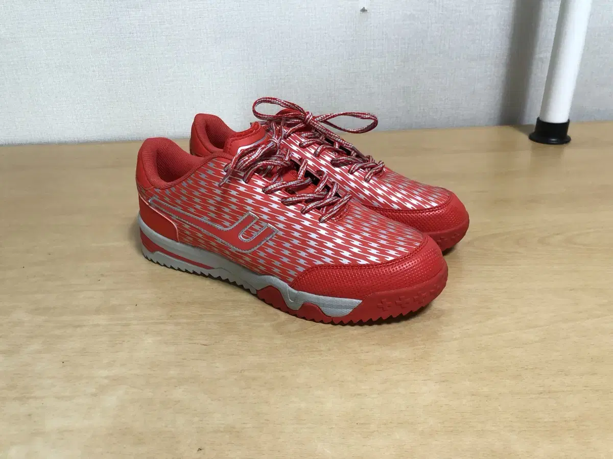 Prospecs Badminton Table Tennis Shoes, Size 270