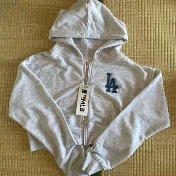 S 새상품 MLB LA 사가라 자수 크롭 기장 집업 후드티