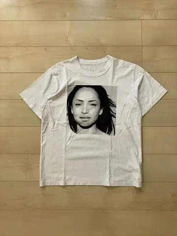 Sade 사카이 티셔츠