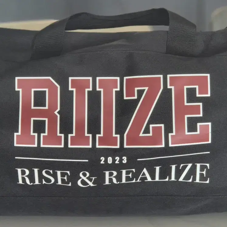 RIIZE | 라이즈 Riize Boston Bag Pop-Up MD Bag on Bunjang