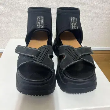 샌들