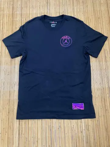 Jordan Paris Saint-Germain 티셔츠 L 사이즈
