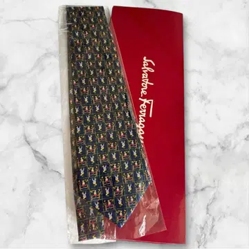 새상품 Salvatore Ferragamo 실크 넥타이 네이비