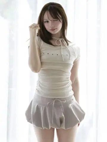 정품 새상품 andmary Mary logo ribbon tops BEG
