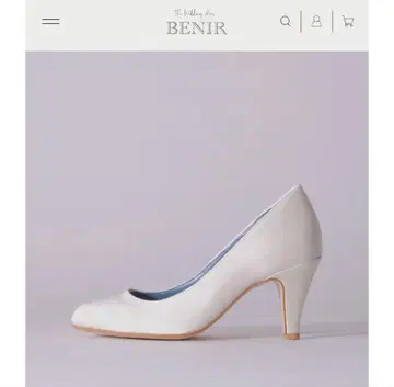BENIR 화이트 새틴 하이힐
