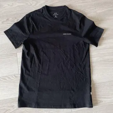 Armani Exchange 블랙 티셔츠 M