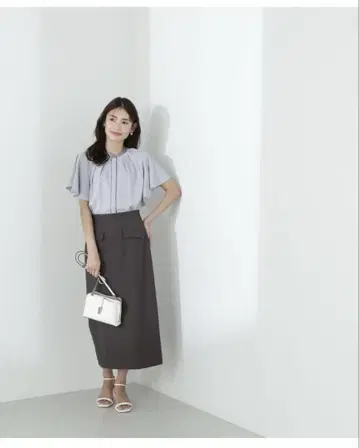 NATURAL BEAUTY BASIC 타이트 스커트 그레이
