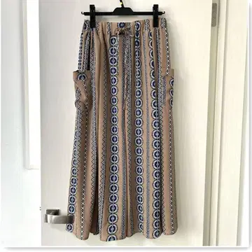 sandy 기하학 스트라이프 롱 스커트