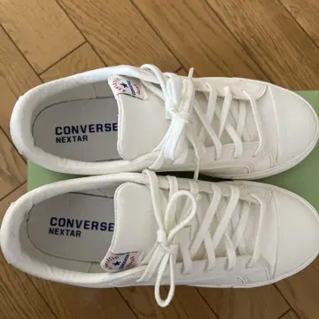 CONVERSE NEXSTAR 화이트 스니커즈