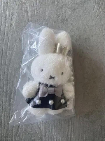 새상품 미아 미피 백 참 마스코트