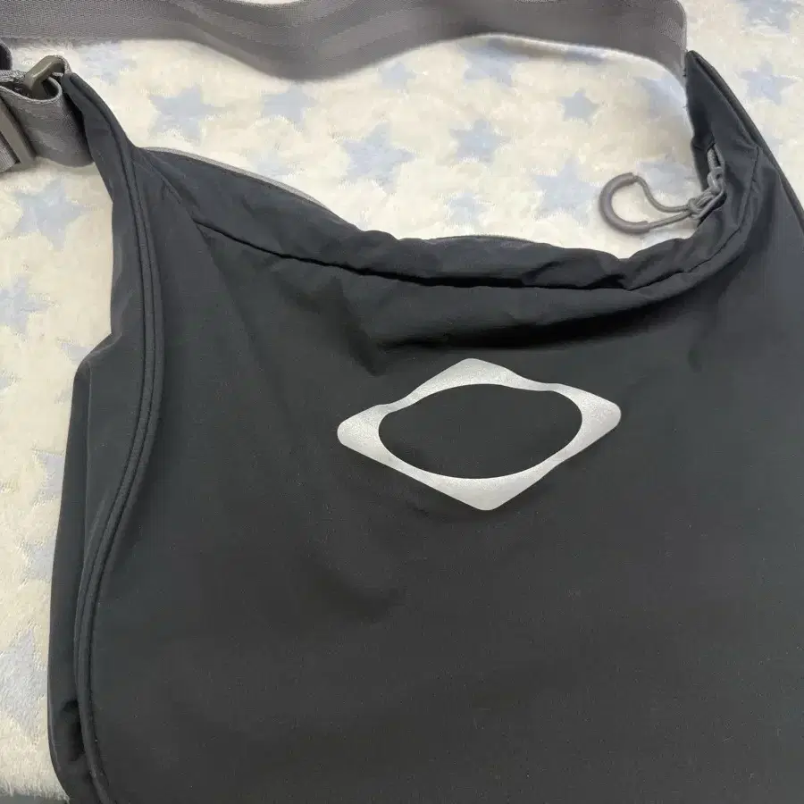 MISCHIEF | 미스치프 Mischief Rhombus Lightweight Cross Bag