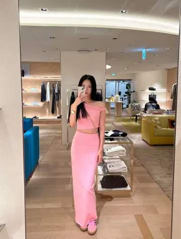 SKIMS 상의와 롱 스커트 세트 XS
