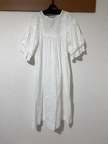 Maison de minette의 화이트 원피스