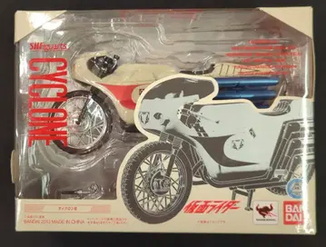 반다이 S.H.Figuarts 가면라이더 사이클론호