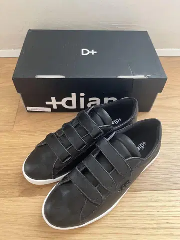 +diana 블랙 스니커즈 벨크로