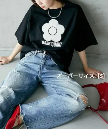 사가라 자수 티셔츠 [블랙: 화이트 데이지] MARY QUANT