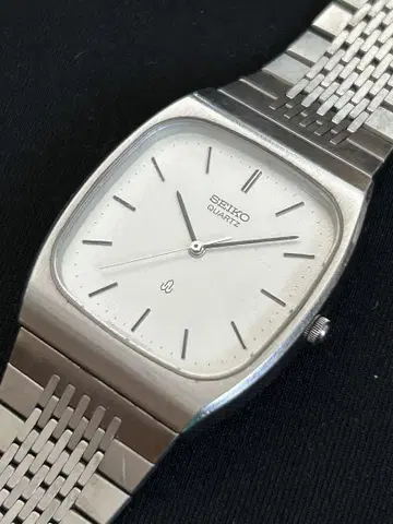 세이코 앤티크 쿼츠 작동 중