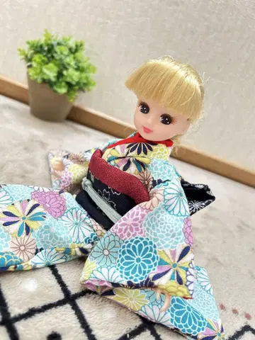 리카짱 기모노 꽃무늬