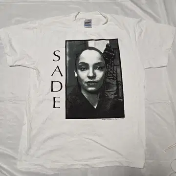 SADE 밴딩 티셔츠 ScreenStars 택 L 사이즈
