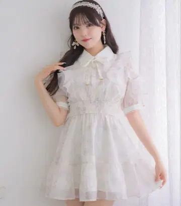 ROJITA 꽃무늬 반팔 미니 원피스 아이보리