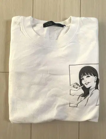 모모이로 클로버 Z 빔즈 콜라보 상품 모모타 나나미