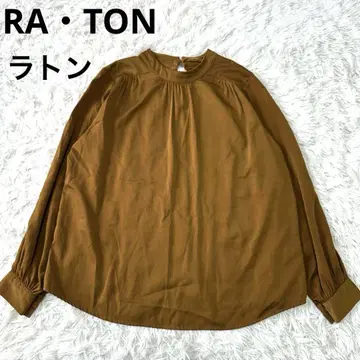RATON 라톤 노카라 블라우스 셔츠 개더링 광택감 트로미