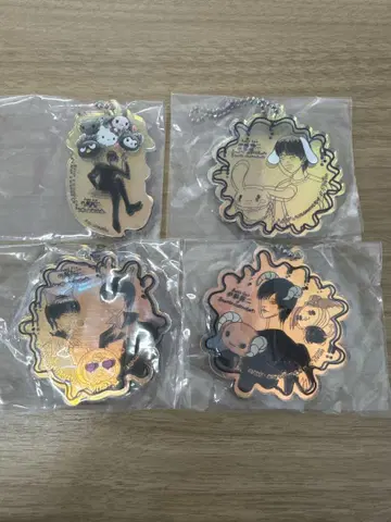 이토 준지 산리오 캐릭터즈 아크릴 참 갸루 토미에 키티