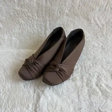 미호토 아치 밸런스 엘레강스 펌프스