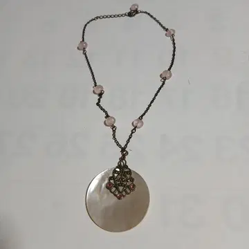 쉘 모티브 목걸이