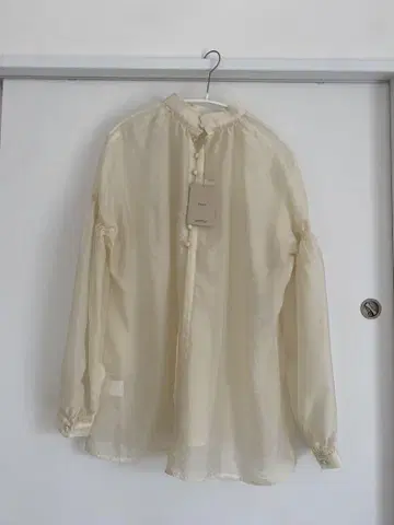 eaphi 블라우스