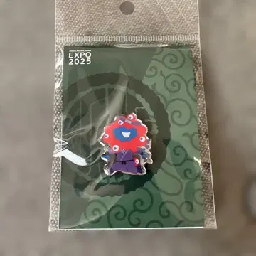 EXPO 2025 공식 굿즈(핀 배지)