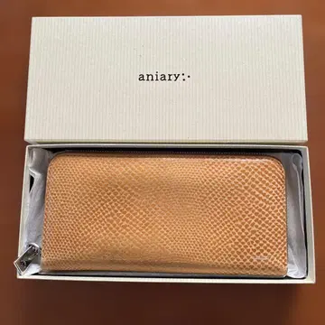 aniary: 카멜색 가죽 장지갑