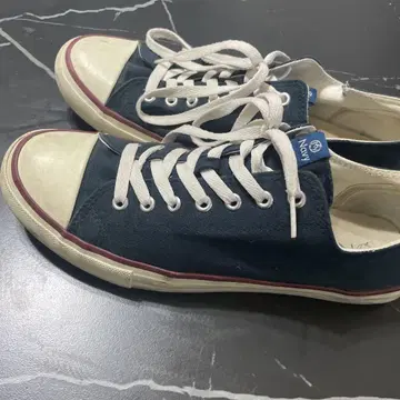 컨버스와 비슷한 신발