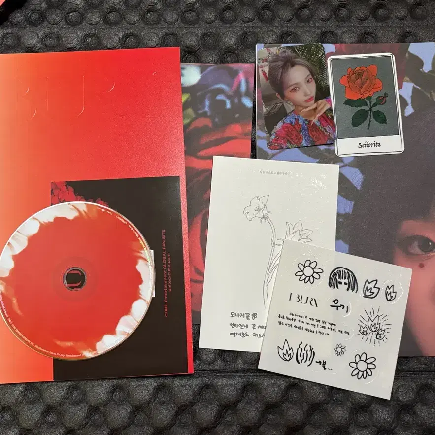 G)IDLE | (여자)아이들 Full set) (G)I-DLE Hwaa I burn album